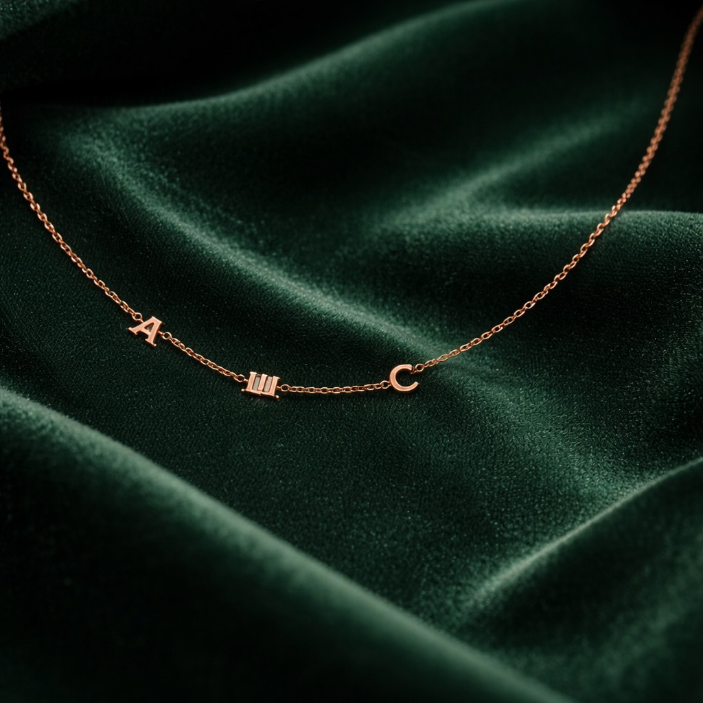 Lucienne | personalisierte Initialen-Halskette